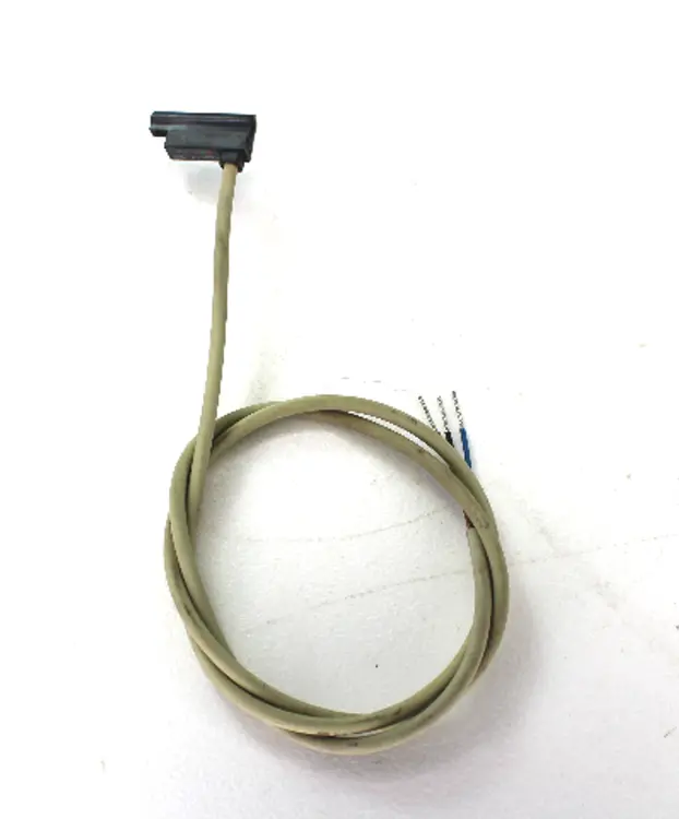 Used SMC D-F9NWV Proximity Sensors Kentucky US | Industrial Parts R Us Inc. #356748