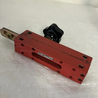 USED Telemechanique XCS-Z05