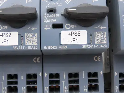 Used SIEMENS _UNKNOWN_ Circuit Breakers Indiana US | Arrow Industrial #1365079