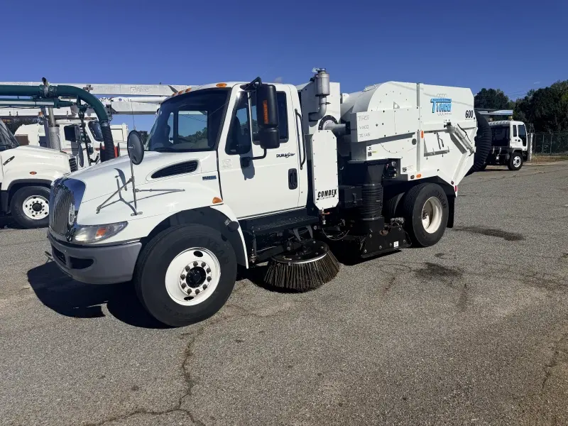 Used 2015 INTERNATIONAL 4300 Box trucks North Carolina US | Levan Equipment #1545580