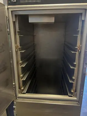 Henny Penny HC900 Heated Holding Mobile Cabinet