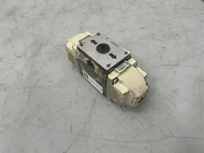 USED VICKERS DG4S-5-2C-W-T-11