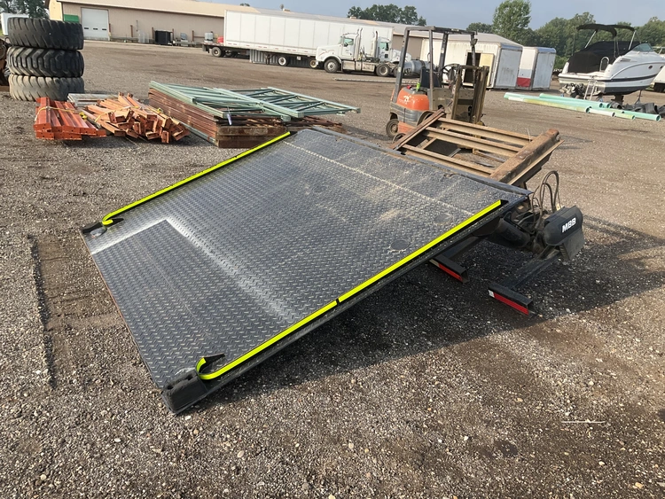 Used _UNKNOWN_ _UNKNOWN_ Dock Levelers Michigan US | Miedema Asset Management Group #1345019