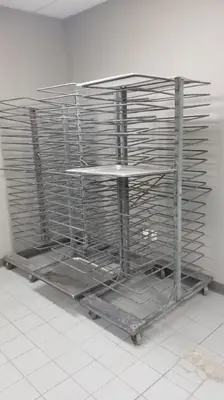 Baking Sheet Racking (Includes Baking Sheets)