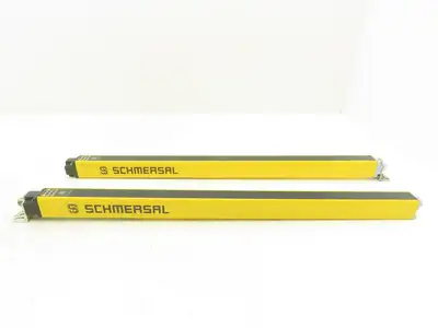 Schmersal SLC440-R-0490-14-01 Safety Light Curtain Receiver -READ_ Lot of 2