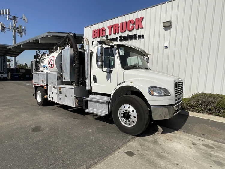 Used 2016 FREIGHTLINER M2 Hydro Excavators California US | Big Truck & Equipment #1412310