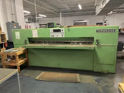 TORWEGGE H45 HYDRAULIC VENEER JOINTER GUILLOTINE MACHINE