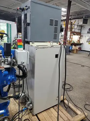 USED 2014 YASKAWA MOTOMAN MA1900