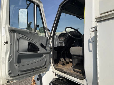 Used 2007 INTERNATIONAL 4200 Bucket (boom) trucks Michigan US | Miedema Asset Management Group #1304736