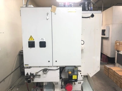 USED 2001 FANUC ROBODRILL