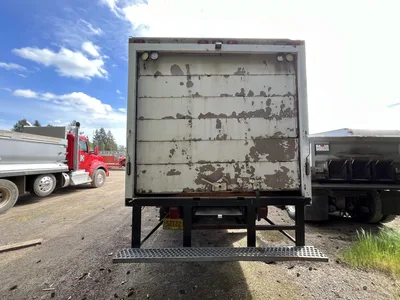 Used 2000 _UNKNOWN_ _UNKNOWN_ Fuel & Lube Trucks Oregon US | KNM Equipment Sales & Service #1363592