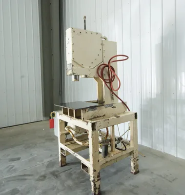 Toggle Press