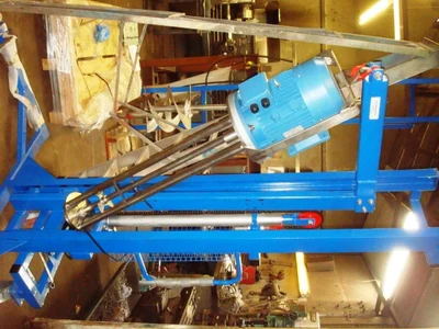 High Lift Mobile 280 Kilo Stirrer Crane