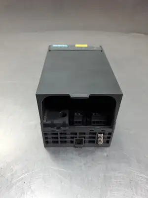 USED Siemens 6GK5208-0BA00-2AF2 SCALANCE XF208 SIMATIC NET Ethernet Switch