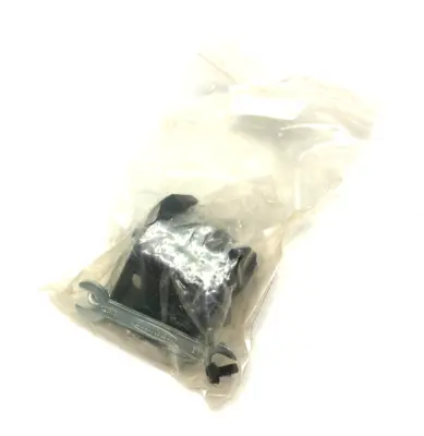 NEW BANNER ENGINEERING EZ-SCREEN ACCESSORY MOUNTING BRACKET KIT 71756