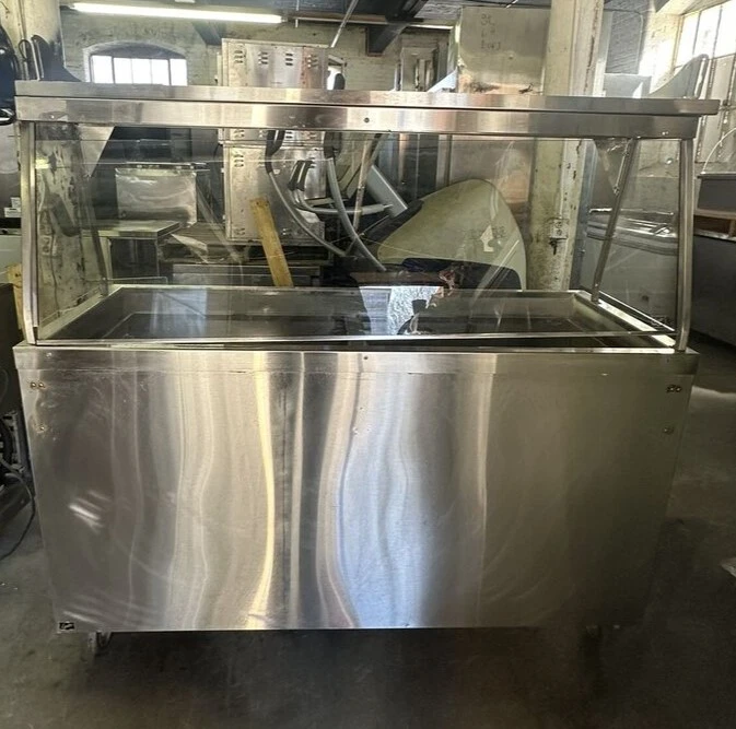 174-0220 Duke 60" Self Contained Full Service Buffet Cooler Case