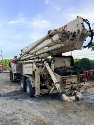 Used 1999 SCHWING BPL2023- 8/KMV32XL Concrete Pumps Colorado US | Concrete Pump Depot #1393892
