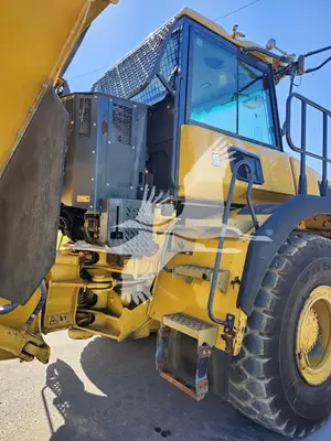 USED 2017 BELL B30E