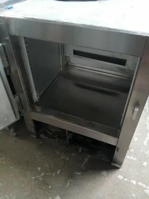 75-0220 Traulsen AU8001 Self-Contained Cooler