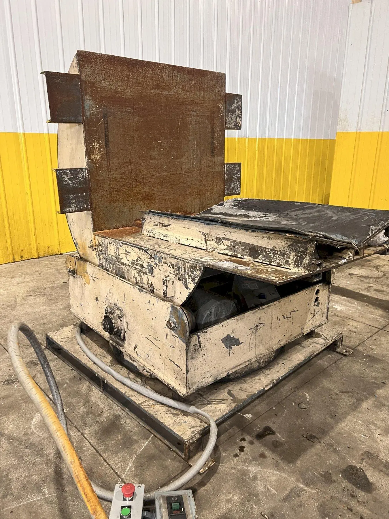 6,000 LBS PROGRESSIVE POWERED COIL UPENDER / FLIPPER: STOCK #22963