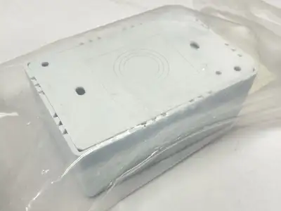 NEW HELLERMANNTYTON SINGLE GANG JUNCTION BOX 2" DEEP PVC WHITE LOT OF 2