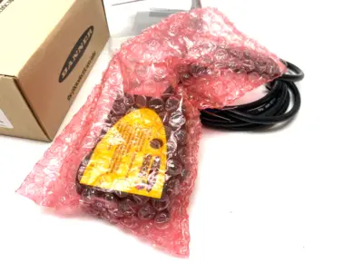 USED BANNER REGISTRATION MARK SENSOR GREEN PERPENDICULAR BEAM