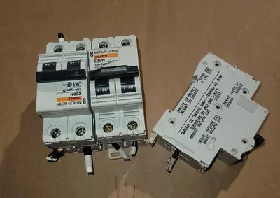 USED MERLIN GERIN MULTI9 C60N