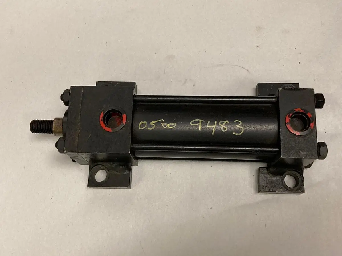 Used HYDRO LINE LR5A-1.5X3-N-0.63-2-N-N-N-1-1 Hydraulic Cylinders Ohio US | Surplus Asset Holdings #1246177