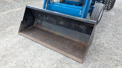 USED 1990 FORD 2120