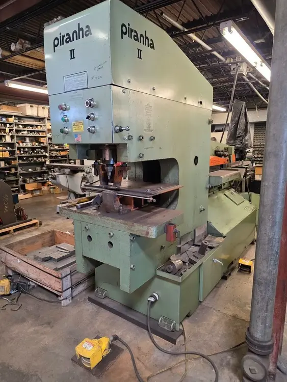 Used PIRANHA PII-140 Ironworkers Kentucky US | Aucto #1341556