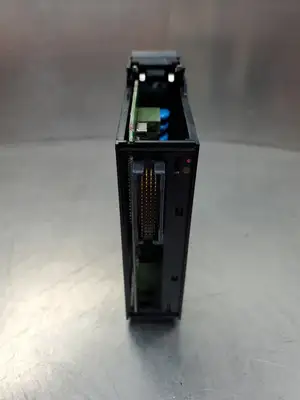 USED Allen-Bradley 1756-0W16I/A M01