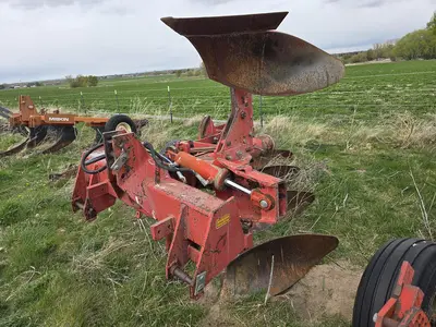 USED MASSEY FERGUSON 570