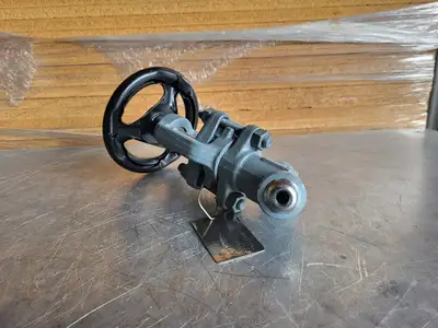 1/2" Class 900 Y-Pattern Check Valve B16.34