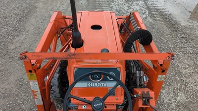 USED 1992 KUBOTA L2350DT