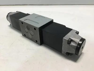USED REXROTH 4WE6E51AG24N9K4V