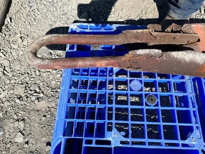 Used AFTERMARKET 5-1/2" LIFTING PULLING BAIL HANDLE FOR TOP OF DART VALVE FOR CABLE TOOL Handles & Knobs Pennsylvania US | East West Machinery & Drilling #1417335