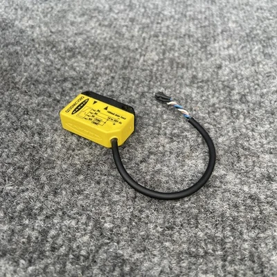Used Banner Q23SN6CV50Q Photoelectric Sensors California US | Davliegogo LLC #1706677