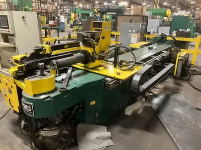 USED 2005 PINES 075