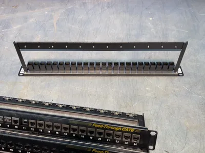 Used BLACK BOX _UNKNOWN_ Misc Networking Equipment Ohio US | HGR 24 #1150505