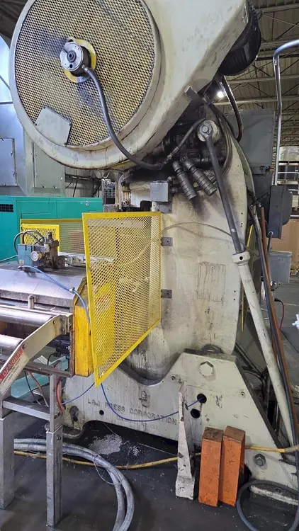 Used L&J _UNKNOWN_ O.B.I. Presses Ohio US | Yoder Brothers machinery 2 #180309