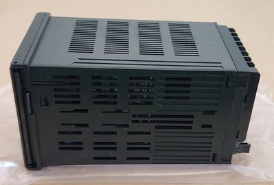 NEW Omron ES100X-AAH04FE