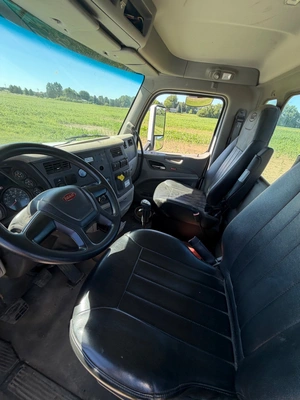 2020 PETERBILT 567 Tractors & Trailers | VacSource (5)