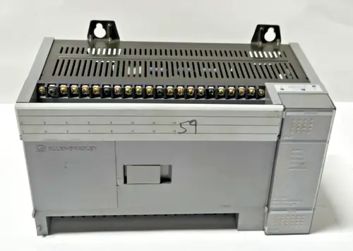 ALLEN BRADLEY 1747-L40C 1747L40C SLC 500 PROGRAMMABLE CONTROLLER PROCESSOR UNIT