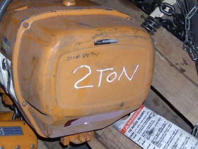 Beebe Bros. 2 Ton Chain Hoist