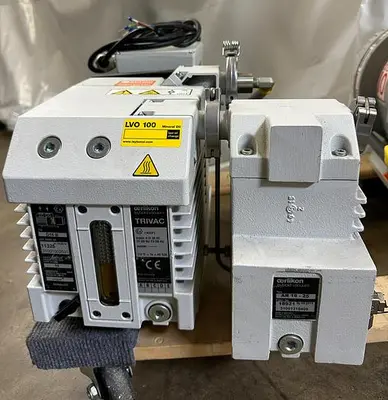 LEYBOLD D16B  VACUUM PUMP WITH EXHAUST OIL SEPARATOR AR 16-25