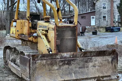 Used 1985 DEERE 750 LGP Bulldozers Pennsylvania US | Proxy Equipment #1378146