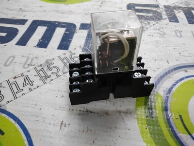 NEW ALLEN BRADLEY 700-HC24A1