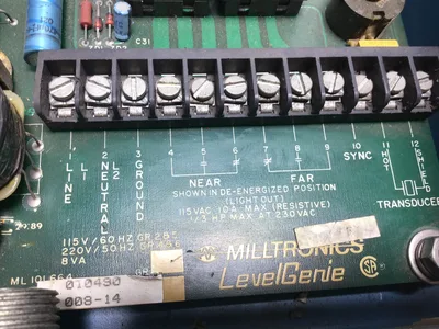 Miltronics MLI0L664 Micro Ranger Control Process Unit in Enclosure 115/220V 50/60Hz
