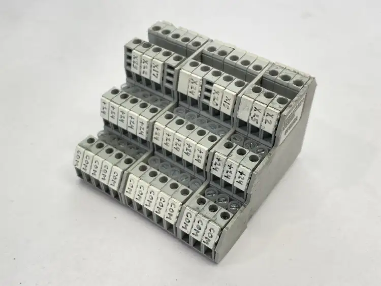 Used SPRECHER+SCHUH _UNKNOWN_ Terminal Blocks Michigan US | Maverick Industrial Sales #1096000