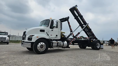 New | in-Stock 2027 MACK MD7 Rolloff Trucks Texas US | Roll Off Truck World #1491899